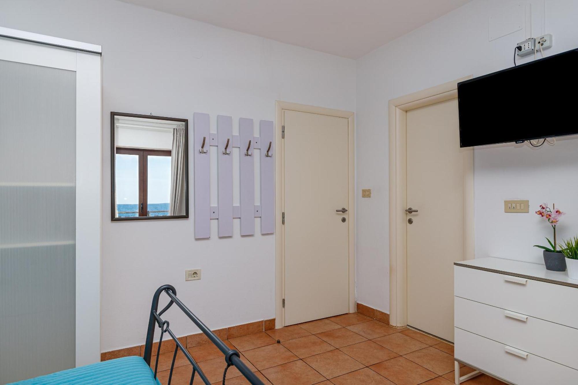 Cuvi Beach Apartments Ровинь Номер фото
